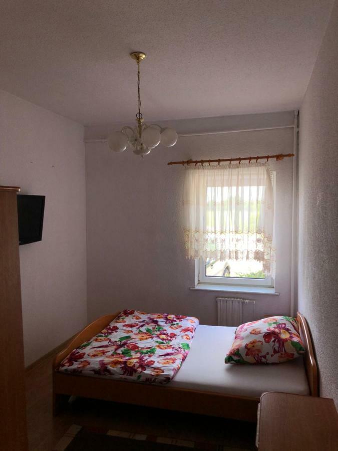 Setpol 1 Bed and Breakfast Wyszomierz  Exteriör bild
