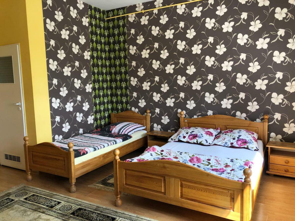Setpol 1 Bed and Breakfast Wyszomierz  Exteriör bild